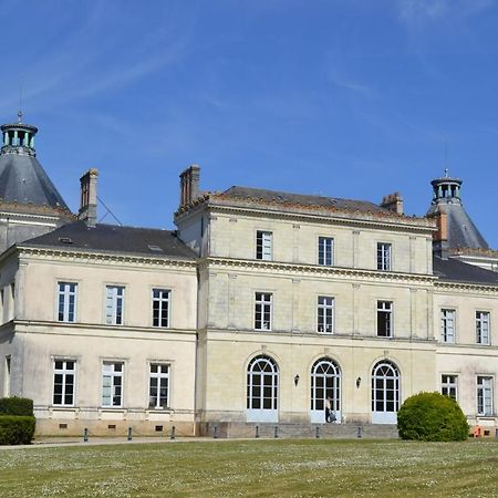 Appart'Chateau La Varenne Apartment Exterior photo